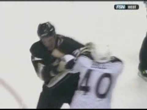 Jared Boll vs Travis Moen