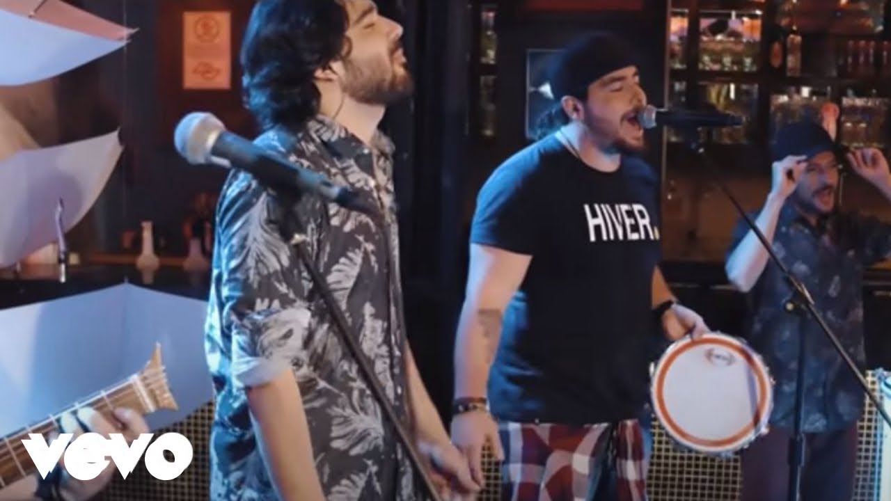 Atitude 67 - Cerveja De Garrafa (Fumaça Que Eu Faço)