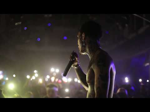 Lil Skies performs "Lucid Dreams" in tribute to Juice WRLD