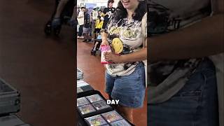 What's more important, Artwork or Price? | #pokemon #vendor #cardshow #pokemoncards #onepiecetcg