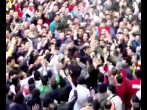 مشاركة الشيخ أنس عيروط بمظاهرة في مدينة بانياس في ريف طرطوس في جمعة "الشهداء"