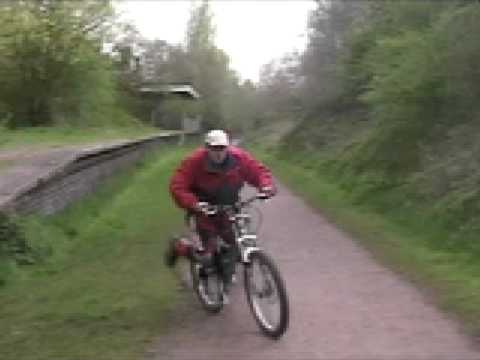 Andy Richards Crashes Bike3