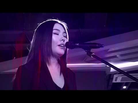 “ДУРТАЙ ӨДӨР” нэвтрүүлгийн зочин Ц.Энгүүн – “Уучлал гуйх гэж” дууг хүргэж байна