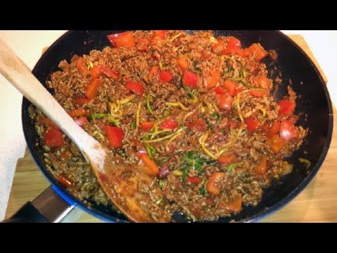 Quick and Easy Beef Stir Through with Zoodles (Dr Poon...