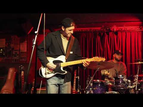 Video: Ahren Shreeve Trio - "While My Guitar Gently Weeps" live at Lizard Lounge, Cambridge, MA 11/12/2025