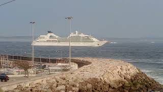 Seabourn Sojourn departing Lisbon