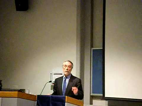 Domenico De Sole's Secret to Making Gucci Work