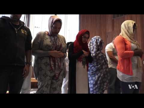 Men, Women Pray Together at Unconventional Mosque