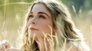 LeAnn Rimes Biography in short