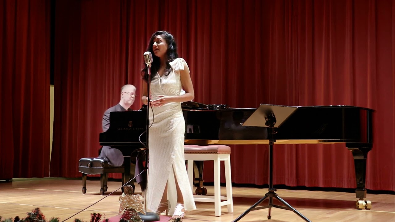 Promotional video thumbnail 1 for Soprano, Vanessa Rodriguez