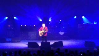 From Despair To Where (Acoustic) - Manic Street Preachers - 31/03/14, De Montford Hall, Leicester