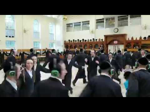 Belz Yeshiva in Silent Disco (Dance) Saratoga Springs, NY