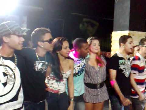 RENNY EA GALERA FESTA DOS MCS