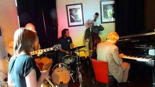 D I G  -   MILES DAVIS COMBO ELLISTER VAN DER MOLEN PAVLOV DEN HAAG
