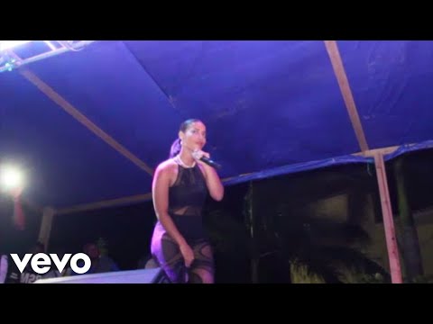 KD La Caracola - Concierto en Roatan