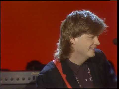 American Bandstand 1986- Interview BoDeans