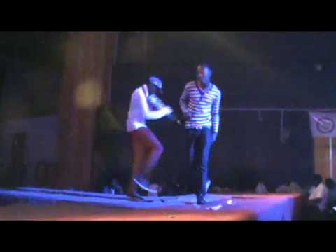 jailun boy de loved...show