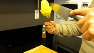 How to prepare a Mexican mango with hot pepper (fruit seasoning)