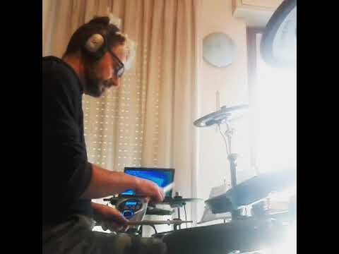 Carl Brave, Elodie - Parli Parli - Max Tota plays Roland V-Drums