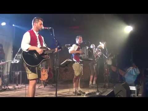 Zillertal Power  -  A boarisches Diandl und a Bua aus Tirol