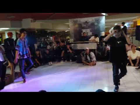 ANTON VS DEF - J // TOP 16 // HIPHOP BATTLE // INVADE THE FLOOR // 2017
