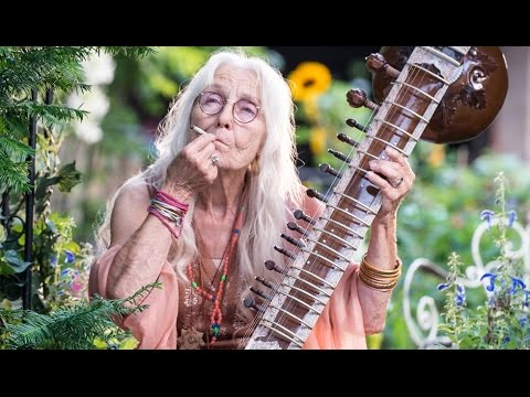 TÄTERÄTÄÄ! DIE KIRCHE BLEIBT IM DORF 2 | Trailer [HD]