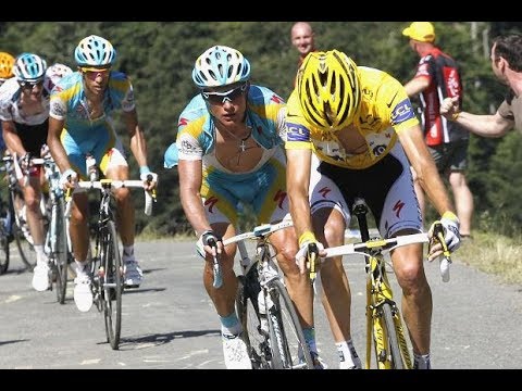 Tour de France 2010 - stage 15 - Andy Schleck and the "chain drop incedent"