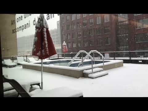 10-20-2020 Minneapolis, MN - Snowfall