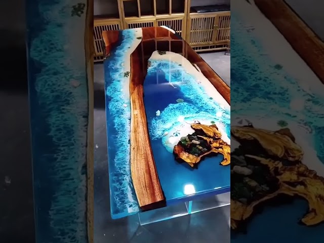 Vídeo relacionado con TIKATARER Mesa en Miniatura y 2 Sillas, Juego de Muebles de Tabla Simulada de Material de Resina con Caja Fuerte y Resistente Al Agua, Adecuado para Decoración de Exteriores Hogar