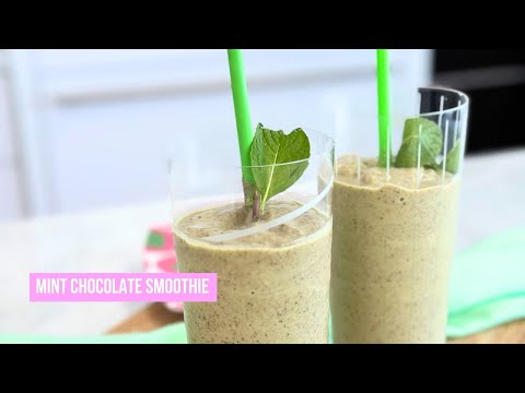Healthy Shamrock Shake Recipe | Creamy Mint Chocolate Smoothie