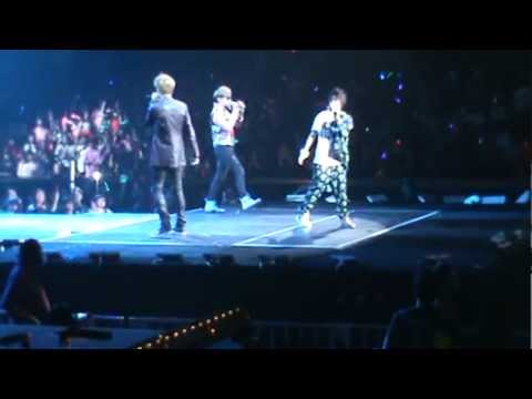 SMTOWN - Amber, Kris, and Key "Like a G6"