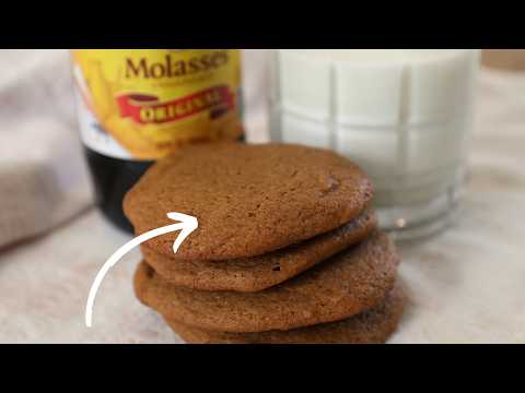 EASY ginger molasses cookies recipe (CHEWY & SOFT!) | How to make molasses cookies