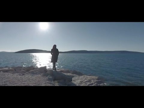 Hari Rončević - Uzalud je sve (OFFICIAL VIDEO)
