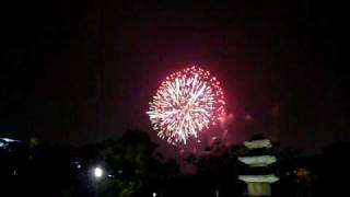 preview picture of video 'Fireworks over Yongsan'