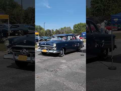 Thumbnail for 1952 Ford Mainline at Anoka Classic Car Show by 1952 Ford