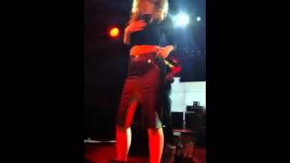 Güliz Ayla - Bahsetmem Lazım (Ooze Venue)