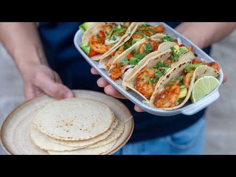 Tacos maison aux crevettes et avocat