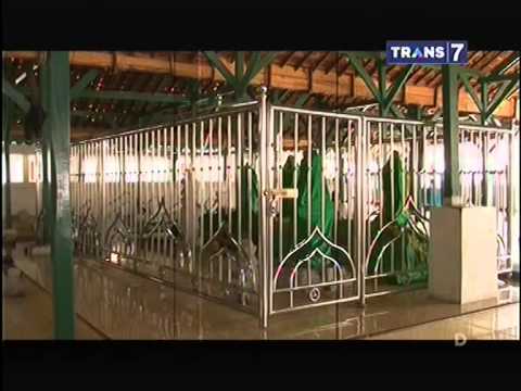 Mister Tukul Jalan   Jalan Eps Dibalik Cerita Debus Banten Part 1   17 Mei 2015