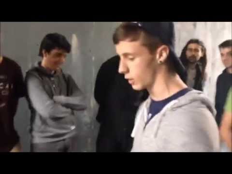 Reigns vs Corsario- Batalla de Gallos