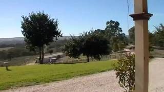 preview picture of video 'Walk around the Clare View HOUSE I Clare View Accommodation, Clare South Australia'