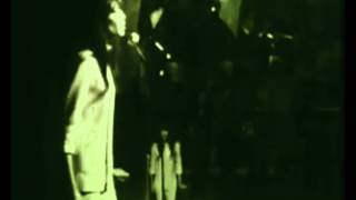 Françoise Hardy - La nuit est sur la ville (live).mov