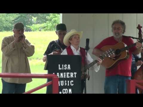 Lisa Lambert & The Pine Ridge Boys performing White House Blues
