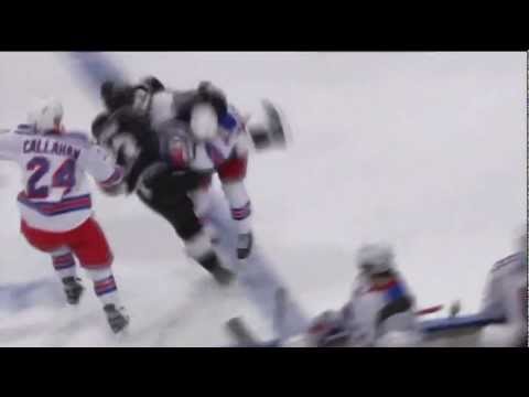 Michael Del Zotto nails Dustin Brown