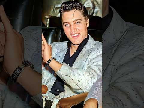 Elvis Presley 👑🎶 6 Amazing Songs + Awesome Images The King Lives On! #Shorts