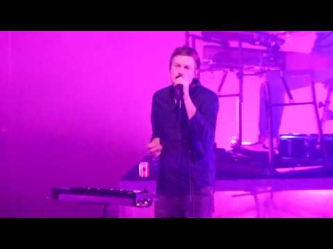 Girls in Hawaii Monkey-Walk live@AB 05-12-2017