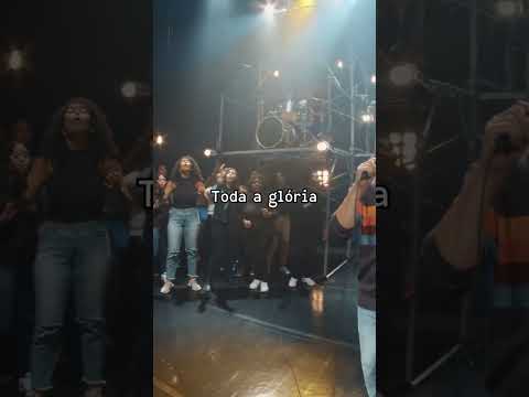 SÓ ELE É DIGNO - BOB JONATHAN