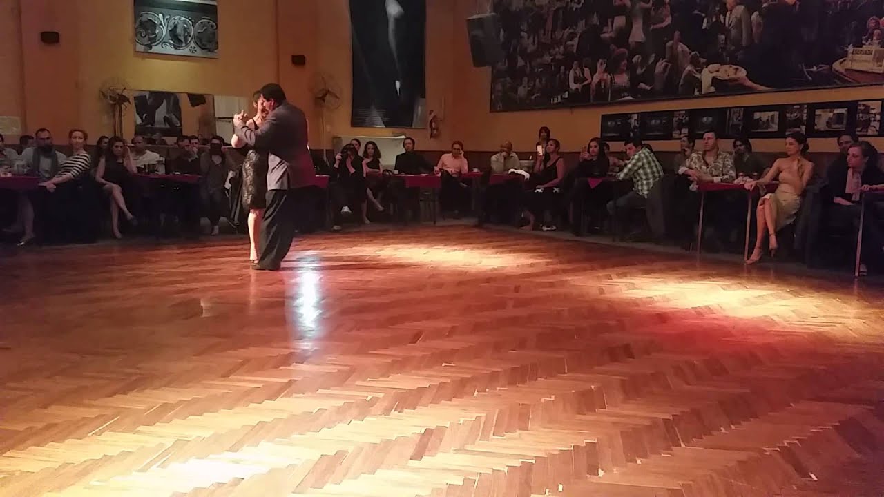 Soñar y nada mas - Carlos Estigarribia y Laura Sastria en Soho Tango