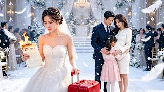 En el altar,mi esposo y mi hija me cambian por ella. se quitó el vestido y se fue,él se arrepintió ¡