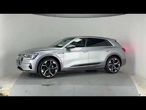 Audi e-tron 50E TECHNIK QUATTRO 5DR **22 INCH BLAC - Image 2