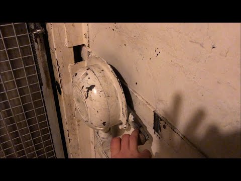 Manual Otis Freight Elevator in Ravenswood - Chicago, IL.